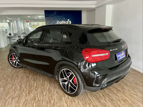 MERCEDES-BENZ-GLA 45 AMG-2015