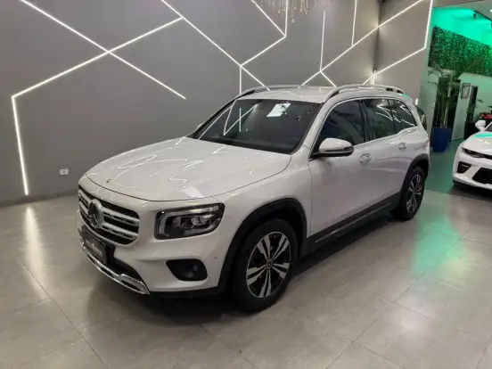 MERCEDES-BENZ-GLB 200-2021