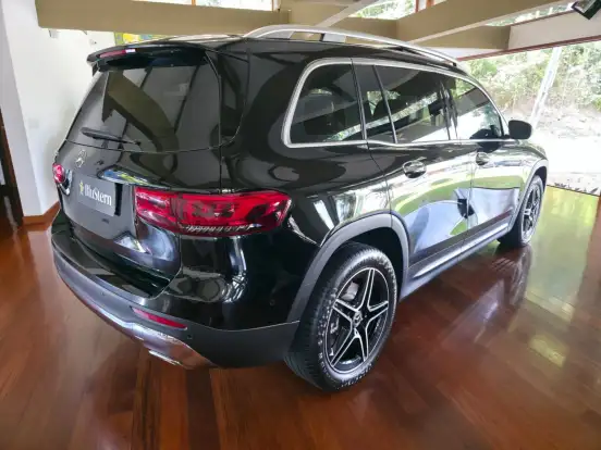 MERCEDES-BENZ-GLB 200-2022