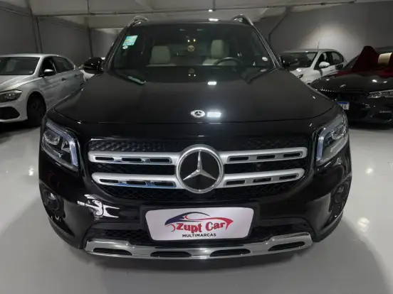 MERCEDES-BENZ-GLB 200-2021
