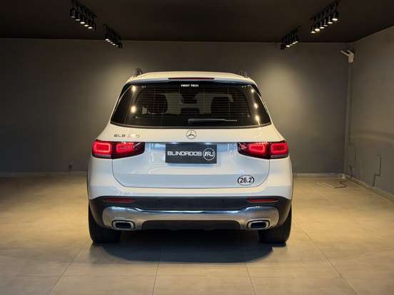 MERCEDES-BENZ-GLB 200-2021