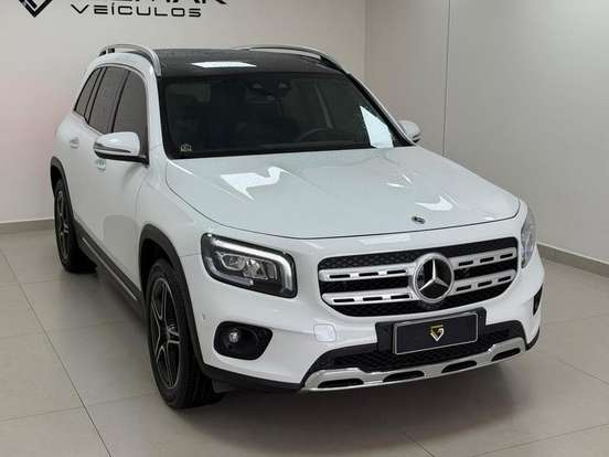 MERCEDES-BENZ-GLB 200-2021
