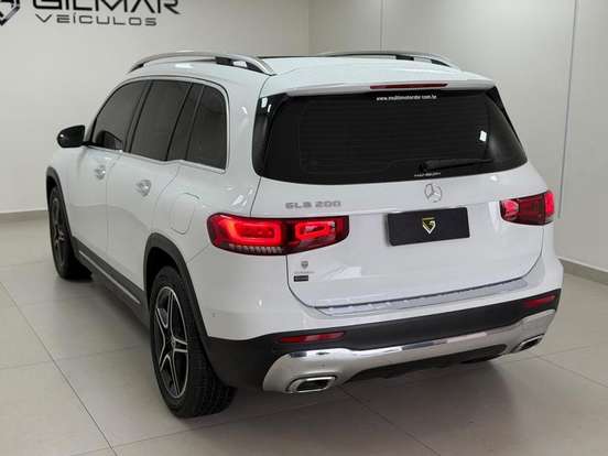MERCEDES-BENZ-GLB 200-2021
