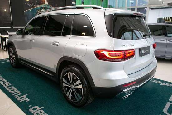 MERCEDES-BENZ-GLB 200-2021
