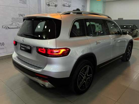 MERCEDES-BENZ-GLB 200-2020