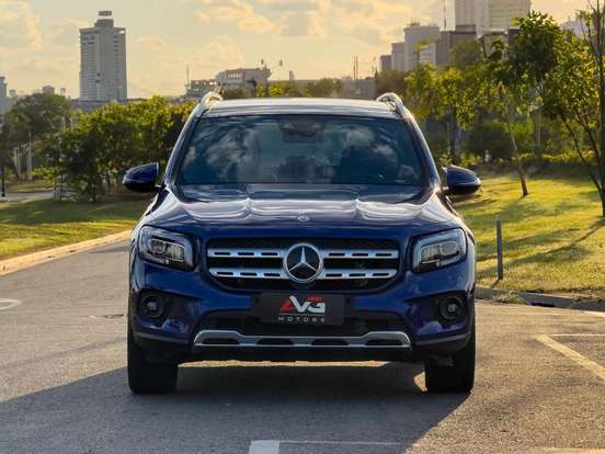 MERCEDES-BENZ-GLB 200-2020