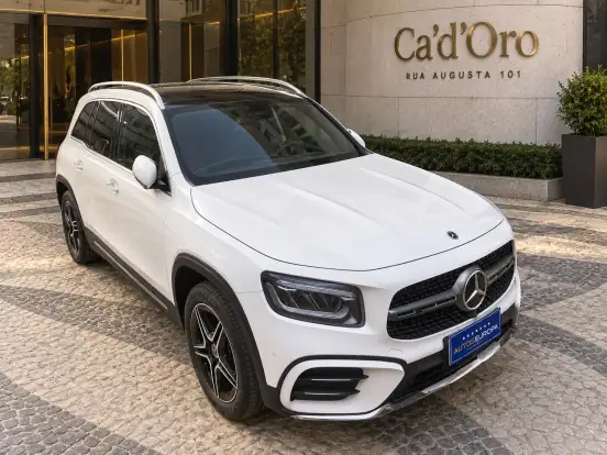 MERCEDES-BENZ-GLB 220-2024