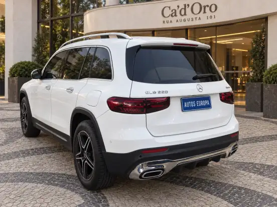 MERCEDES-BENZ-GLB 220-2.0 MHEV AMG LINE 4MATIC 8G-DCT MERCEDES-BENZ-GLB 220-2024
