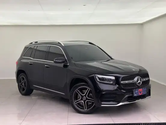 MERCEDES-BENZ-GLB 220-2025