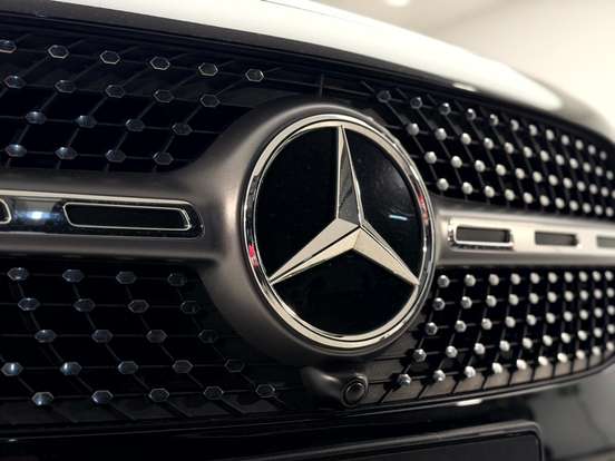 MERCEDES-BENZ-GLB 220-2.0 MHEV AMG LINE 4MATIC 8G-DCT MERCEDES-BENZ-GLB 220-2025