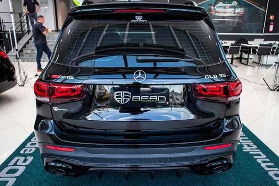 MERCEDES-BENZ-GLB 35 AMG-2022