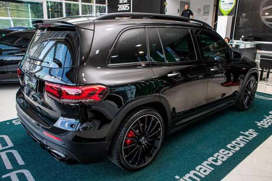 MERCEDES-BENZ-GLB 35 AMG-2022