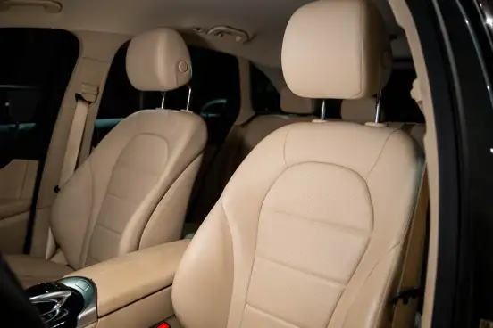 MERCEDES-BENZ-GLC 250-2019