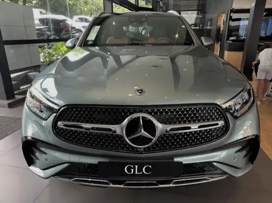 MERCEDES-BENZ-GLC 300-2026