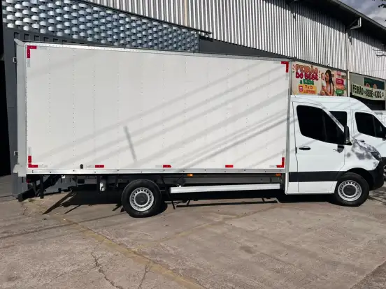 MERCEDES-BENZ-SPRINTER-2024