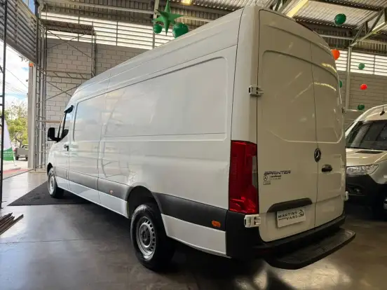 MERCEDES-BENZ-SPRINTER-2.0 CDI DIESEL FURGÃO 315 STREET TA EXTRA LONGO MANUAL MERCEDES-BENZ-SPRINTER-2022