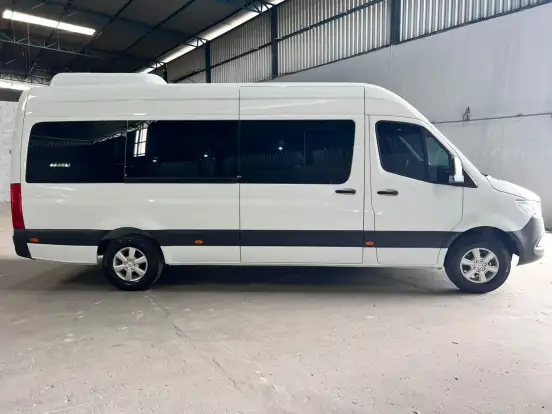 MERCEDES-BENZ-SPRINTER-2021