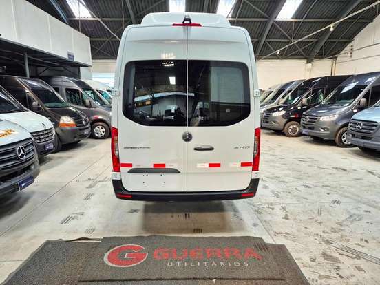 MERCEDES-BENZ-SPRINTER-2025