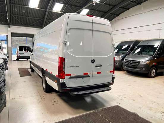 MERCEDES-BENZ-SPRINTER-2.0 CDI DIESEL FURGÃO 517 TA EXTRA LONGO MANUAL MERCEDES-BENZ-SPRINTER-2025