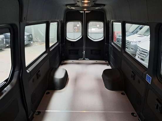 MERCEDES-BENZ-SPRINTER-2026