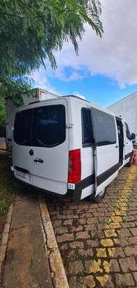 MERCEDES-BENZ-SPRINTER-2021