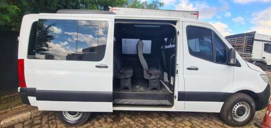 MERCEDES-BENZ-SPRINTER-2021