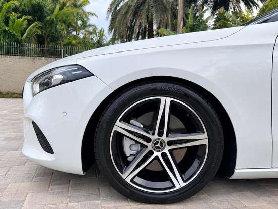 MERCEDES-BENZ-A 250-2.0 CGI GASOLINA VISION 7G-DCT MERCEDES-BENZ-A 250-2019