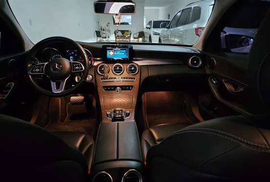 MERCEDES-BENZ-C 180-2019