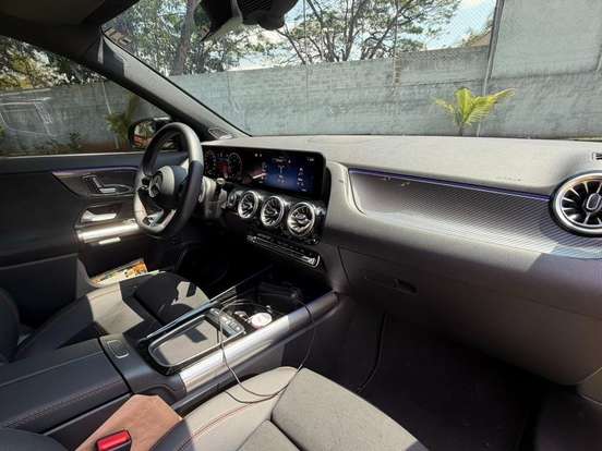 MERCEDES-BENZ-GLA 200-1.3 MHEV AMG LINE 7G-DCT MERCEDES-BENZ-GLA 200-2025