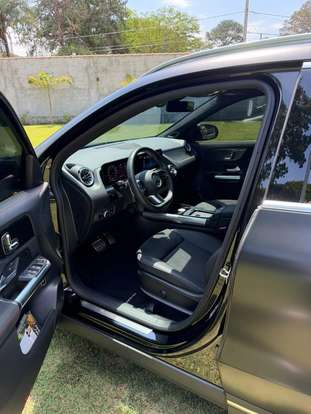 MERCEDES-BENZ-GLA 200-2025