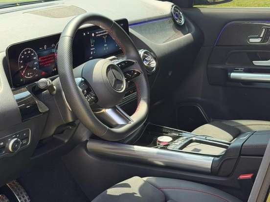 MERCEDES-BENZ-GLA 200-1.3 MHEV AMG LINE 7G-DCT MERCEDES-BENZ-GLA 200-2025