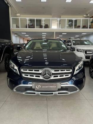 Mercedes-Benz GLA 200 1.6 CGI Flex Advance 7G-DCT