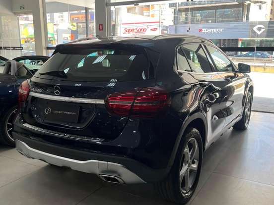MERCEDES-BENZ-GLA 200-1.6 CGI FLEX ADVANCE 7G-DCT MERCEDES-BENZ-GLA 200-2018