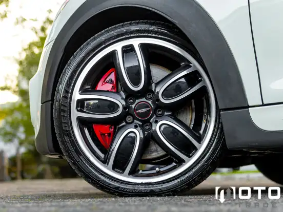 MINI-COOPER-2.0 16V TWINPOWER GASOLINA JOHN COOPER WORKS 2P STEPTRONIC MINI-COOPER-2019