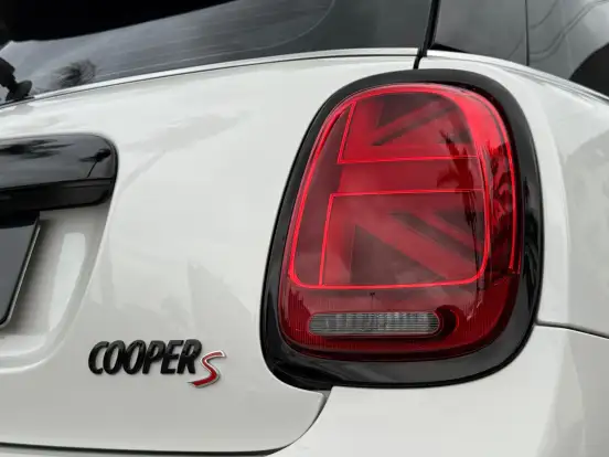 MINI-COOPER-2.0 16V TWINPOWER GASOLINA S TOP 2P STEPTRONIC MINI-COOPER-2024