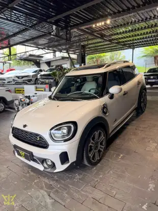 MINI-COUNTRYMAN-2023