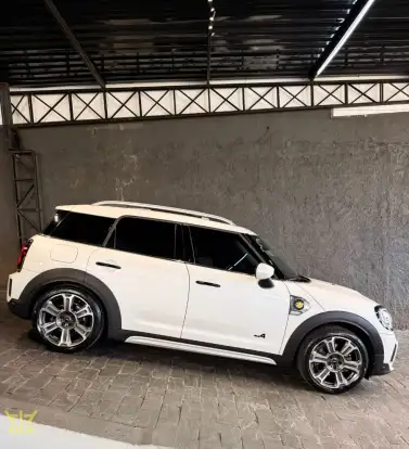 MINI-COUNTRYMAN-2023