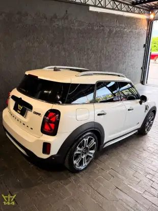 MINI-COUNTRYMAN-2023