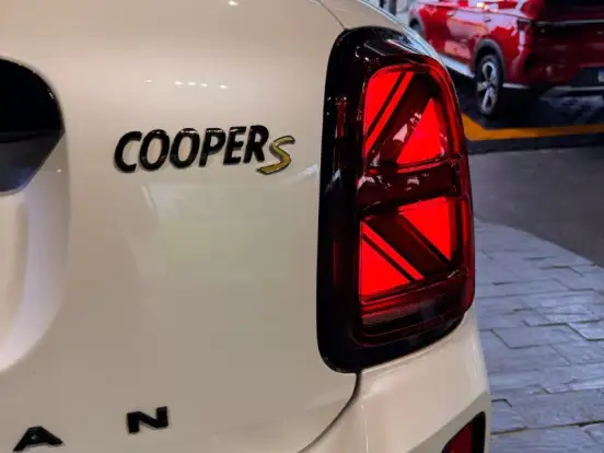 MINI-COUNTRYMAN-1.5 12V TWINPOWER TURBO HYBRID COOPER S E TOP ALL4 STEPTRONIC MINI-COUNTRYMAN-2023