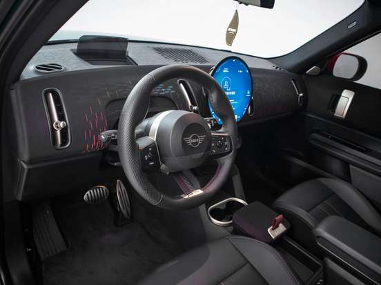 MINI-COUNTRYMAN-2024