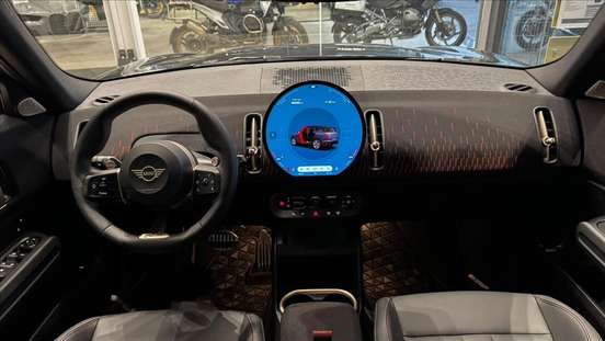 MINI-COUNTRYMAN-2025