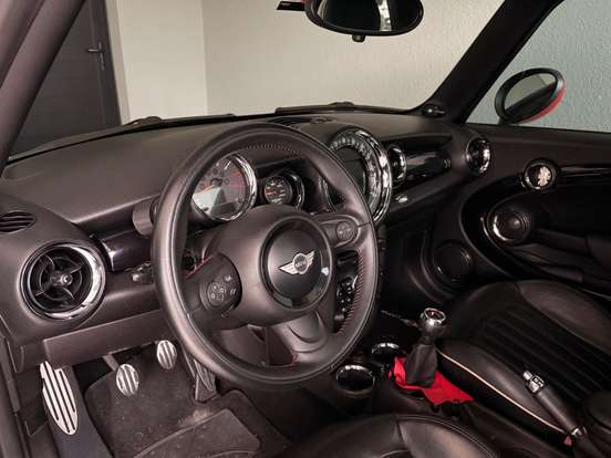 MINI-COOPER-2010