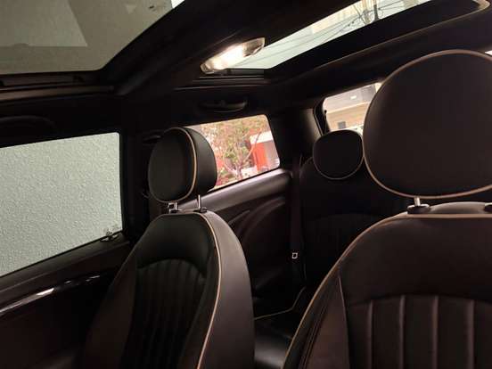 MINI-COOPER-2010