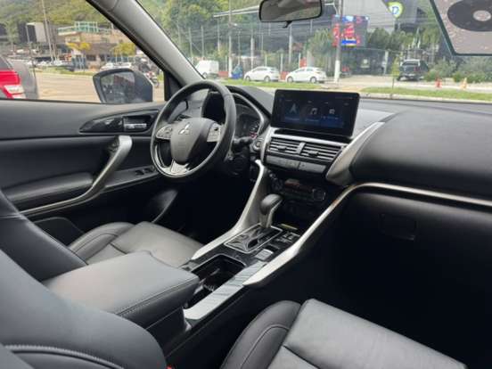 MITSUBISHI-ECLIPSE CROSS-1.5 MIVEC TURBO GASOLINA HPE CVT MITSUBISHI-ECLIPSE CROSS-2025