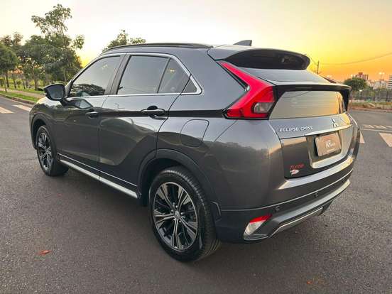 MITSUBISHI-ECLIPSE CROSS-2021