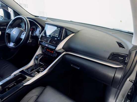 MITSUBISHI-ECLIPSE CROSS-1.5 MIVEC TURBO GASOLINA HPE-S S-AWC CVT MITSUBISHI-ECLIPSE CROSS-2022