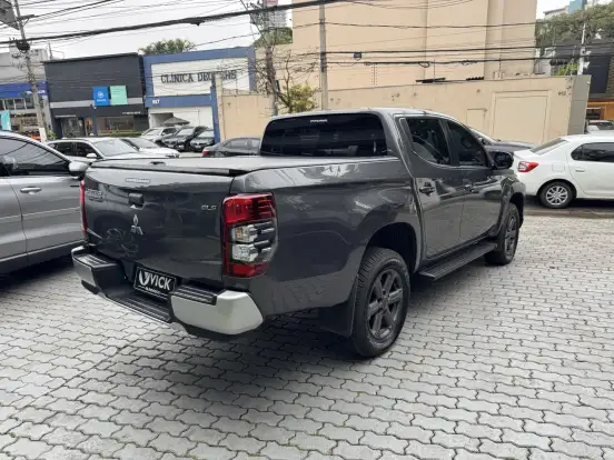 MITSUBISHI-L200 TRITON-2.4 16V TURBO DIESEL SPORT GLS CD 4P 4X4 AUTOMÁTICO MITSUBISHI-L200 TRITON-2021