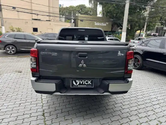 MITSUBISHI-L200 TRITON-2.4 16V TURBO DIESEL SPORT GLS CD 4P 4X4 AUTOMÁTICO MITSUBISHI-L200 TRITON-2021