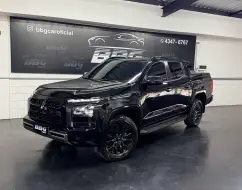 MITSUBISHI L200 TRITON 2.4 16V TURBO DIESEL SPORT HPE CD 4P 4X4 AUTOMÁTICO MITSUBISHI L200 TRITON 2.4 16V TURBO DIESEL SPORT HPE CD 4P 4X4 AUTOMÁTICO