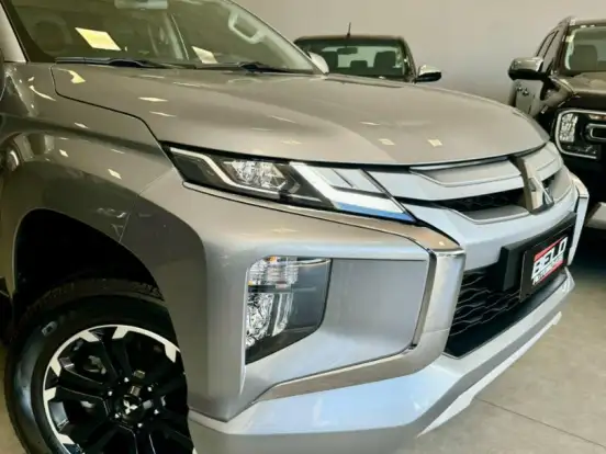 MITSUBISHI-L200 TRITON-2.4 16V TURBO DIESEL SPORT HPE CD 4P 4X4 AUTOMÁTICO MITSUBISHI-L200 TRITON-2024